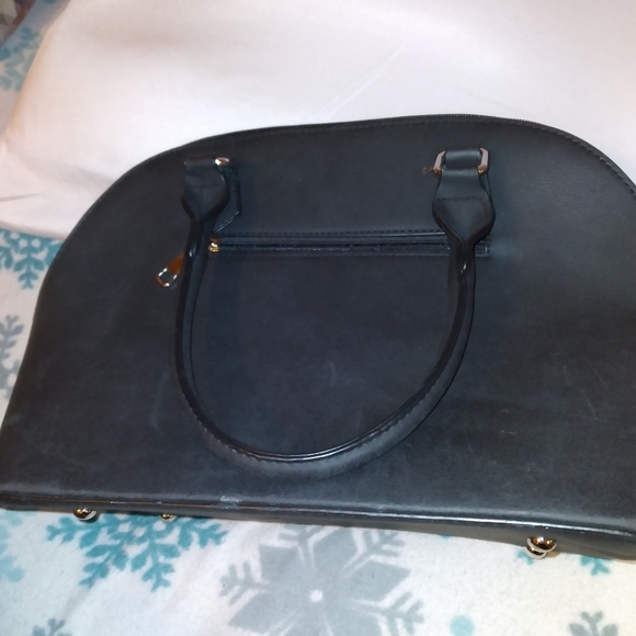 Handbag - Picture 2 of 3